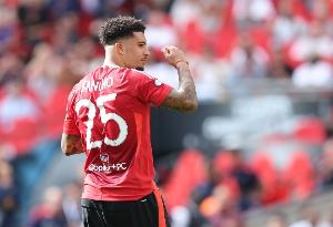 罗马诺：尤文没跟桑乔谈妥薪水&amp;未与曼联谈，目前决定不推进交易