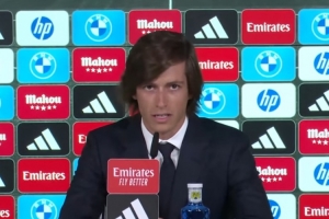 百家乐打法-A费：我喜欢控球&amp;向前推进&amp;帮助防守 马塞洛&amp;卡洛斯是我的榜样